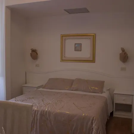 Madrid Bed & Breakfast Florence